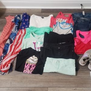 Girls clothing